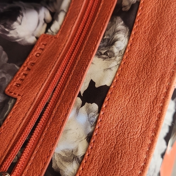 RARE TED BAKER LEATHER BAG - Picture 16 of 16